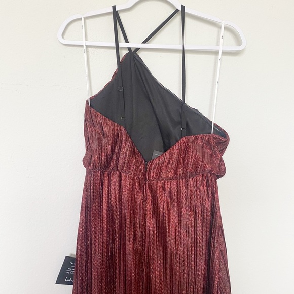 Lulu's Get to the Groove Red Metallic Pleated Maxi Dress Holiday NYE Sz Medium - Picture 8 of 9